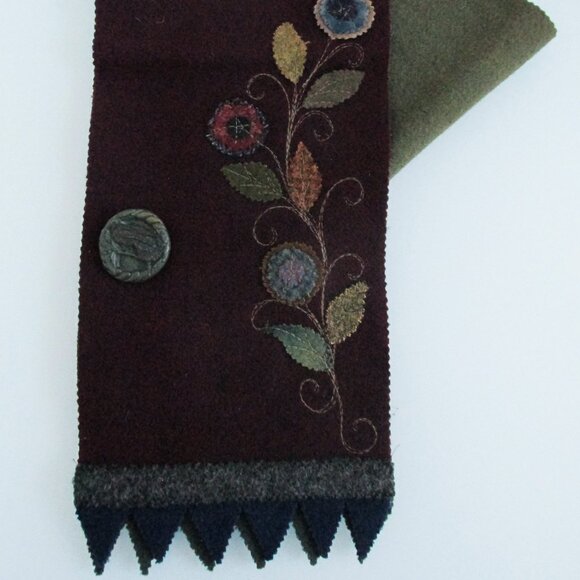 Women's Handcrafted Embroidered Wool Scarf - Picture 1 of 5
